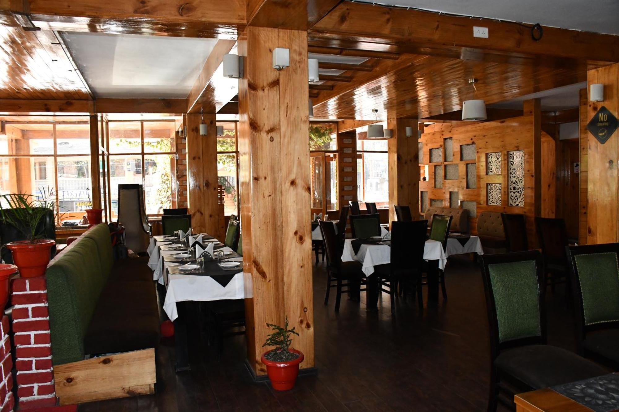 The Whispering Inn Resort And Bar Manāli Extérieur photo