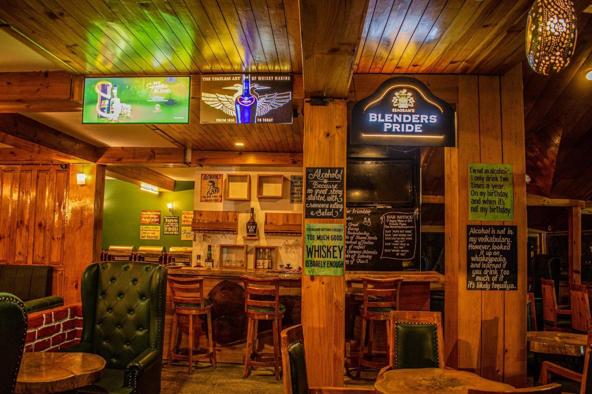 The Whispering Inn Resort And Bar Manāli Extérieur photo
