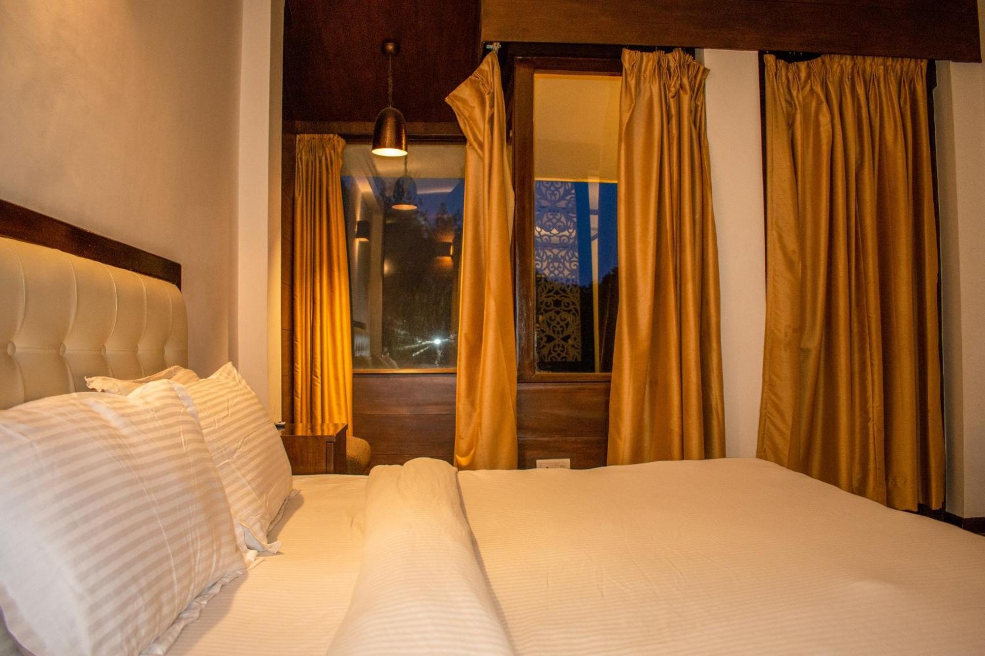The Whispering Inn Resort And Bar Manāli Extérieur photo