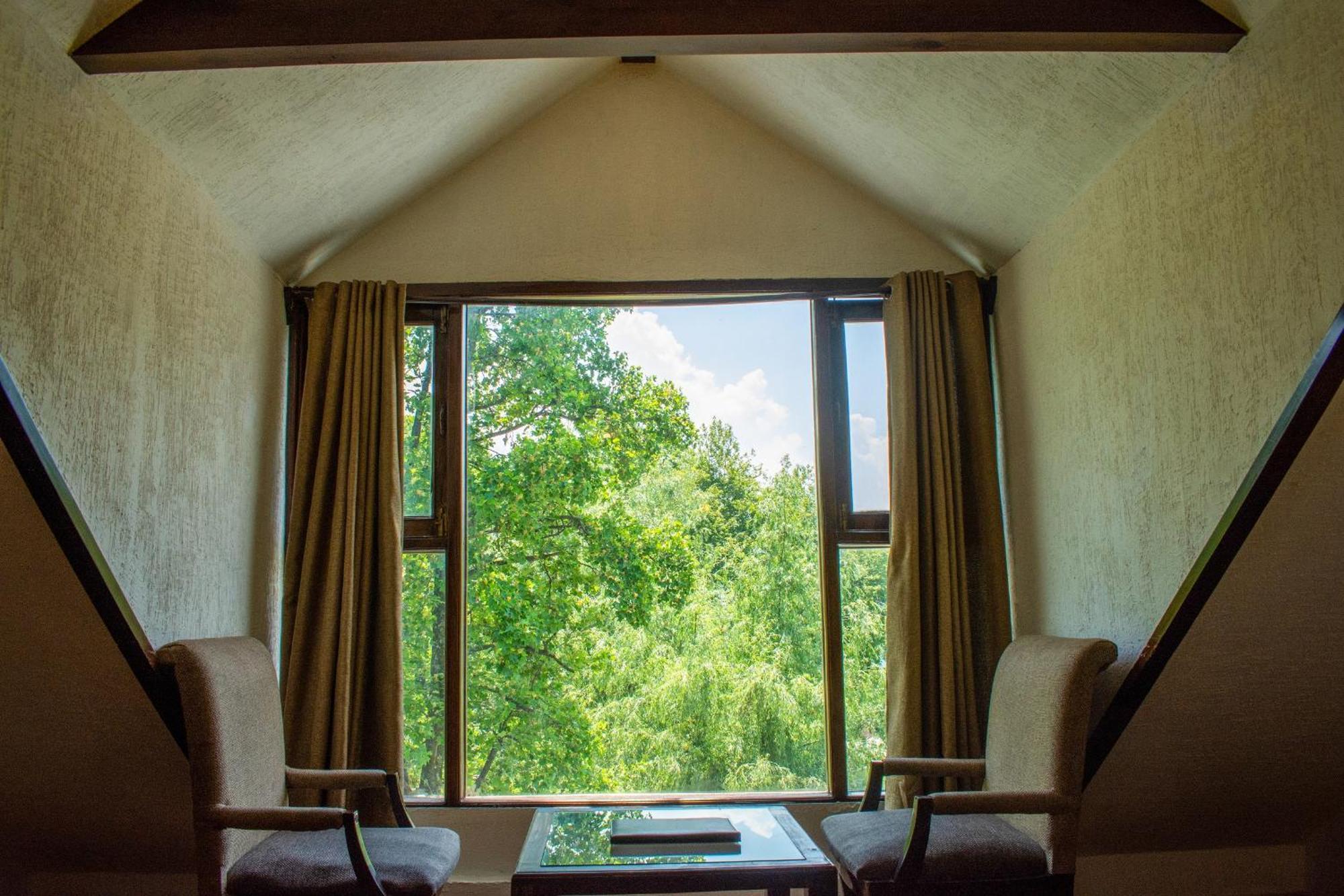 The Whispering Inn Resort And Bar Manāli Extérieur photo